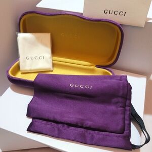 Gucci Purple Velvet Hard Clamshell Eyeglass/Sunglass Case